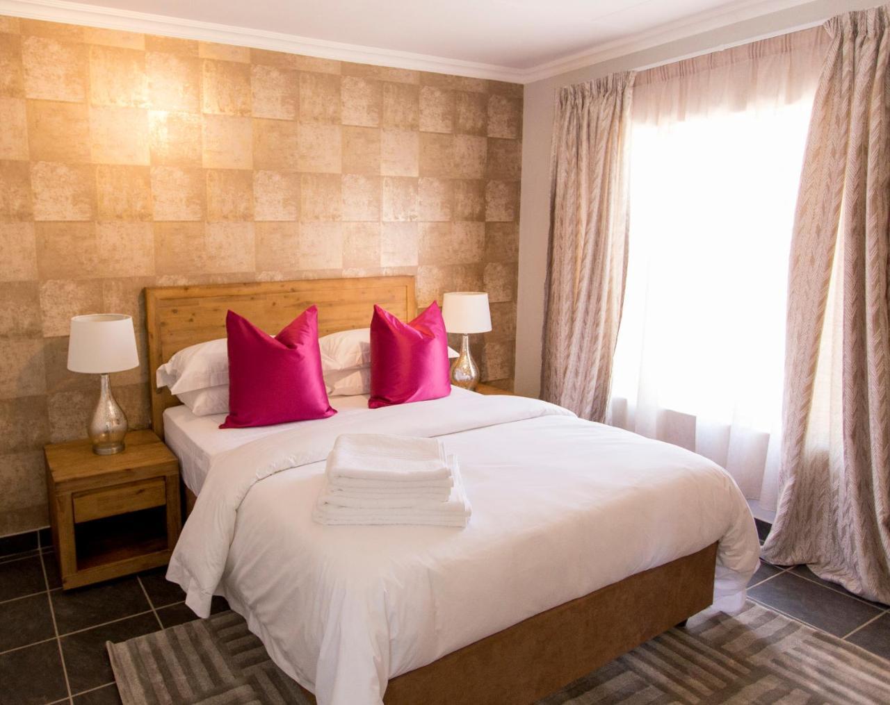3 Lux Suites ميدلبرغ المظهر الخارجي الصورة